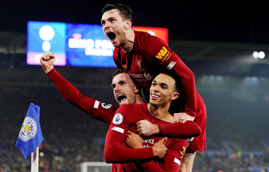 लेस्टरको पोष्टमा लिभरपुलको चार गोल, म्यानचेष्टर युनाइटेड पनि विजयी