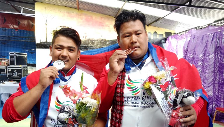 भारोत्तोलनमा नेपाललाई थप १ रजत र १ कास्य