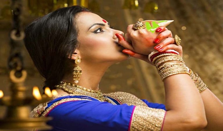 शंख किन बजाइन्छ ? यस्तो छ लाभ