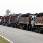 एमआरपीमा पछाडि हट्यो सरकार, भन्सारबाट छुट्न थाले मालवाहक ट्रक