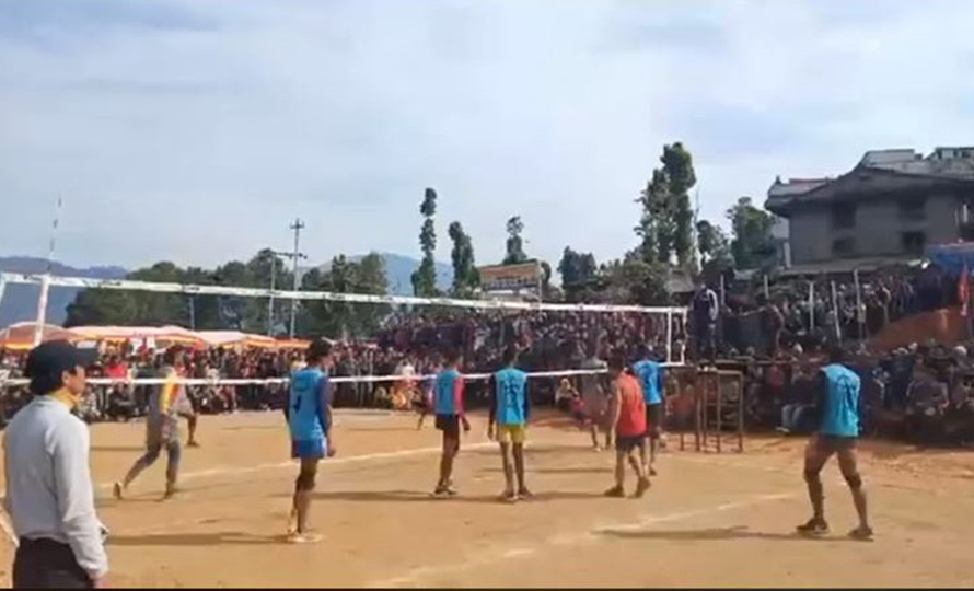 एपीएफलाई हराउँदै चुलीले जित्यो खुला पुरुष भलिबलको उपाधि