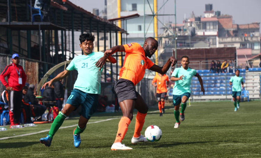 जावलाखेल र हिमालयन शेर्पाले अंक बाँडे