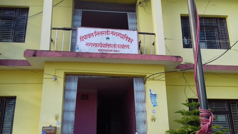 दिपायल सिलगढीका विद्यालयहरु एक साता बन्द