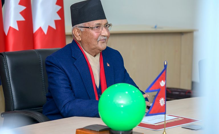 प्रधानमन्त्री ओलीले मोदीलाई दिए नेपाल भ्रमणको निम्तो