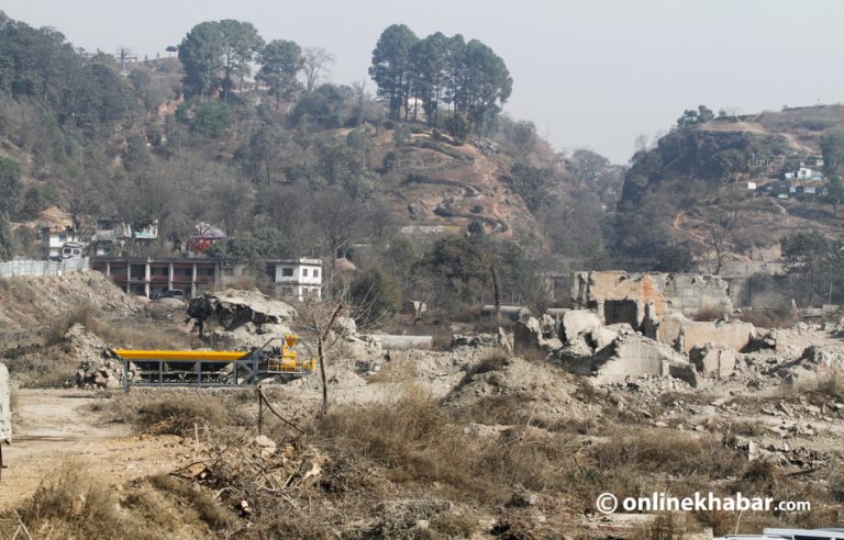 चोभारको सुख्खा बन्दरगाह निर्माणको म्याद ६ महिना थप्नुपर्ने