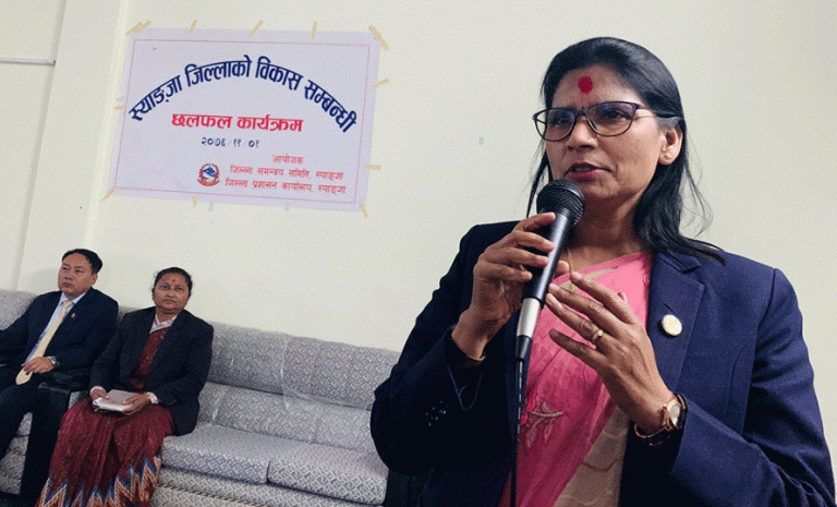 समयमै योजना सम्पन्‍न गर्न मन्त्री अर्यालको निर्देशन