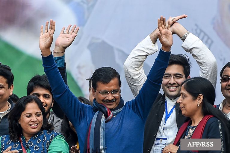 दिल्लीमा आम आदमीलाई बहुमत, भाजपाको सिट बढ्ने