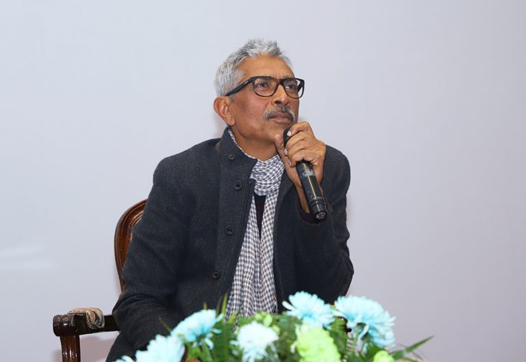 ‘स्टारमा होइन, बिषयमा लगानी गर्नुहोस्’: प्रकाश झा