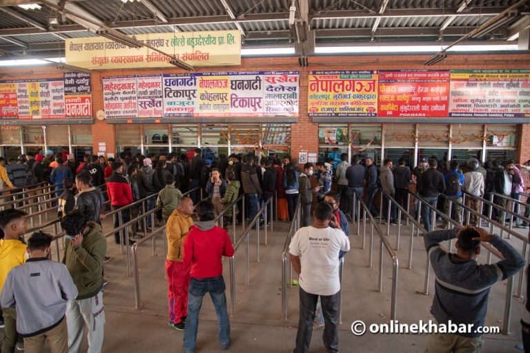 दशैंमा अग्रिम टिकट बुकिङलाई निरन्तरता, चलानीमा यात्रुको परिचय अनिवार्य