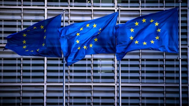 इयूले भन्यो- जलवायु सन्धिबाट बाहिरिने अमेरिकी घोषणा खेदजनक