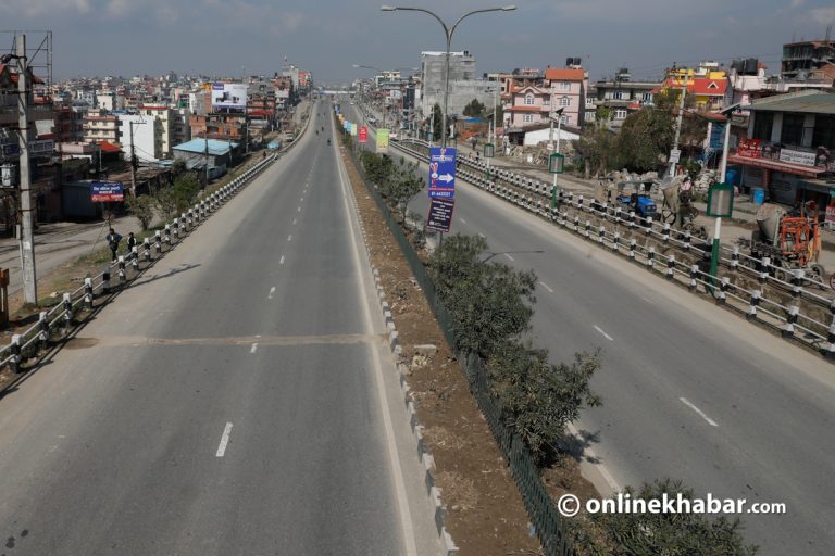मन्त्रिपरिषद् बैठक बस्दै, लकडाउन लम्ब्याउने तयारी