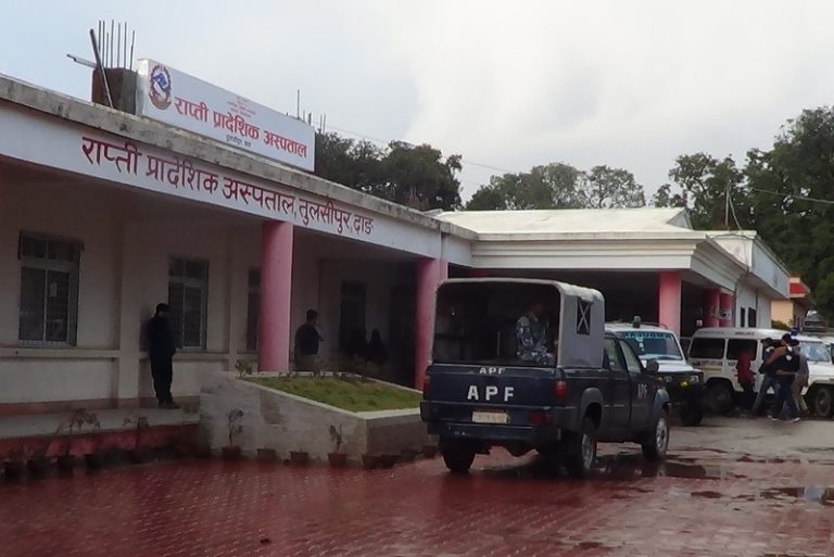 दाङमा भाइरल ज्वरोका बिरामी बढे
