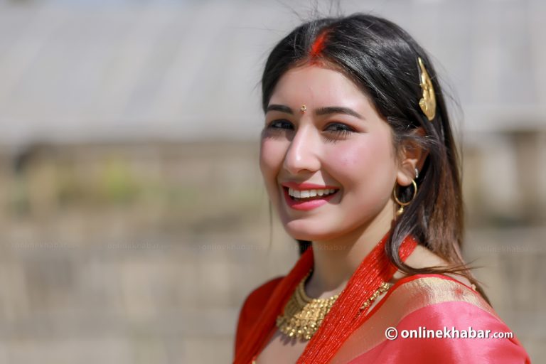 आलोचकलाई आँचलको ‘लभ यू’