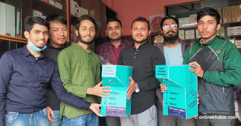 बुटवलमा विद्यार्थीले बनाए ‘स्मार्ट सेनिटाइजर डिस्पेन्सर’