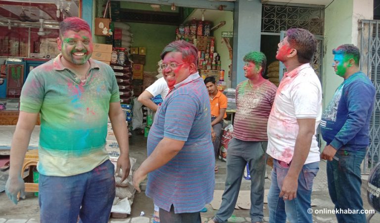 कोरोनाको डर, होली पर्वमा असर