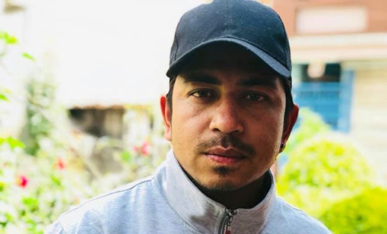 फिल्मको कथा लेख्दै प्रकाश सपुत