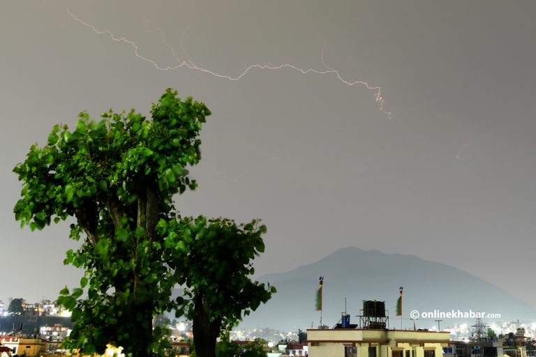 रौतहटमा चट्याङ्ग लागेर एक जनाको मृत्यु