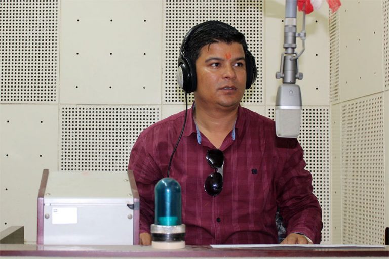 रेडियो नेपालका बोर्ड सदस्य पाठक पक्राउ, साइबर अपराधको आरोप
