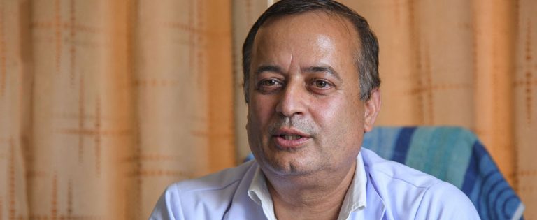 टेकु अस्पतालका चिकित्सकको अनुभव : कोरोनासँग डर लाग्न छाड्यो