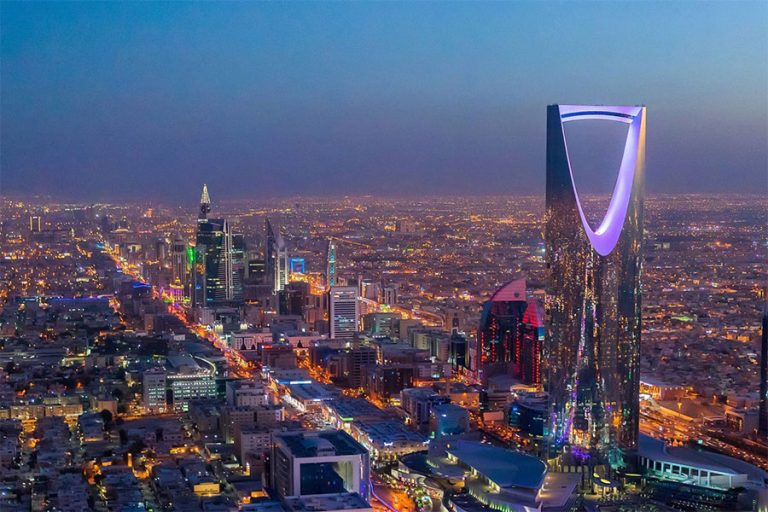 सन् २०२१ को सुरुदेखि पर्यटक भिसा पुनः सुरु गर्ने साउदीको योजना