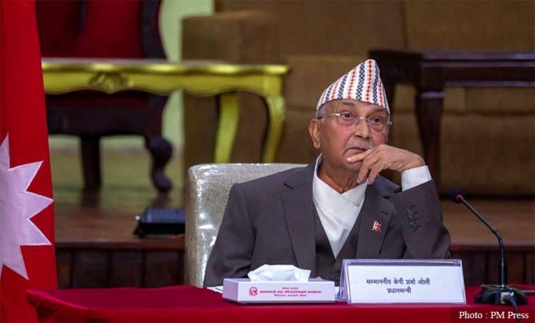 ओलीका दुई विकल्प : बालकोटमा आराम गर्ने कि गुट चलाउने ?