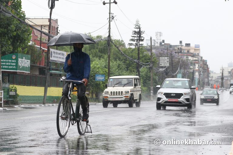 दिउँसोदेखि अझै धेरै पानी पर्ने, सोमबारसम्मै वर्षा हुने पूर्वानुमान