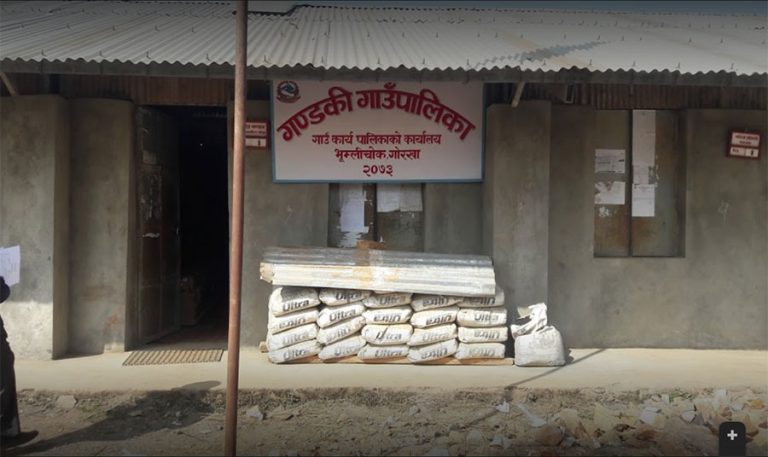 गाउँपालिकाको नाका निगरानीमा शिक्षकलाई खटाइयो