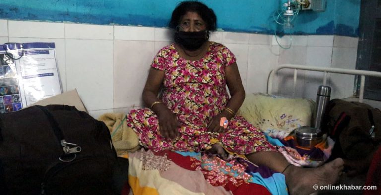 उदयपुरका बिरामीलाई निजी अस्पतालमा नो इन्ट्री !