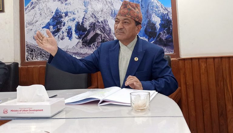 विदेशमा अलपत्रको उद्धार गर्ने तयारी गर्दैछौं : मन्त्री मानन्धर