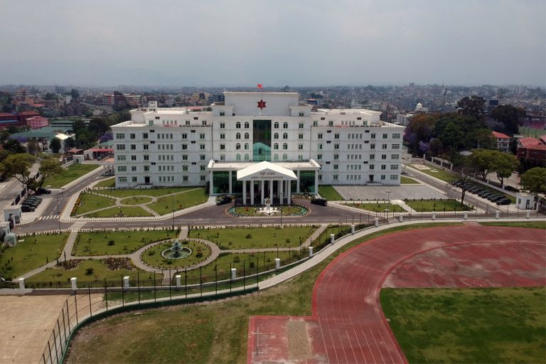 महासेनानी दिरेन्द्रकुमार मल्ल बर्खास्त