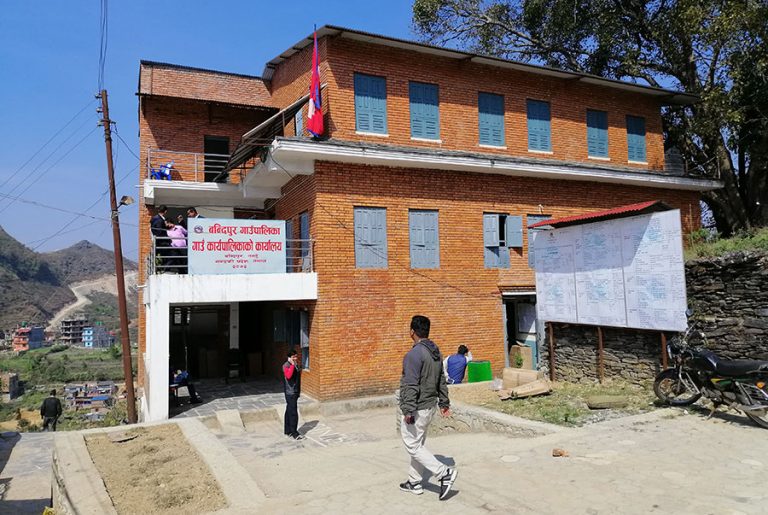 बन्दिपुरमा अस्पताल र प्रहरी कार्यालयसमेत बन्द गर्ने निर्णय