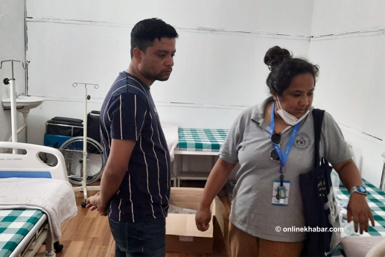 डिल्लीबजार कारागारमा सरकारी सहयोगविनै बन्यो प्राथमिक उपचार कक्ष