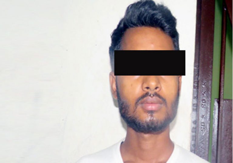 कर्तव्य ज्यान उद्योग मुद्दामा फरार युवक पक्राउ