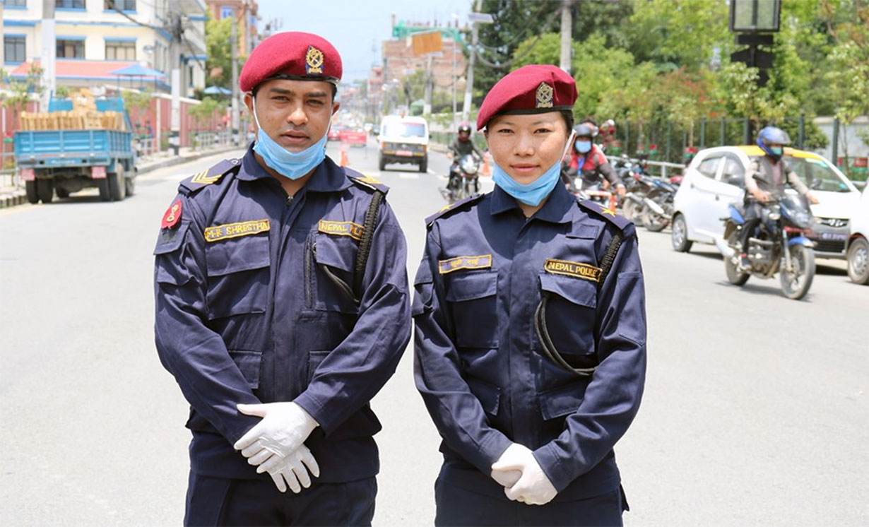 सागका दोहोरो स्वर्ण विजेता मन्डेकाजी पुलिसको ड्युटीमा