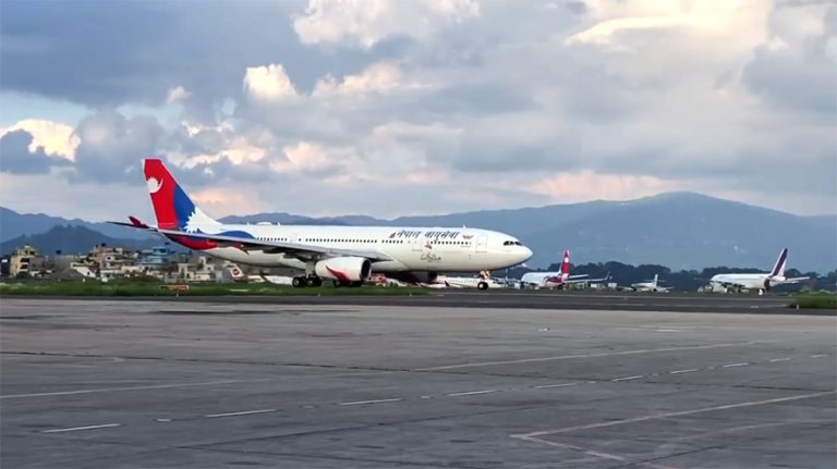 नेपाली ल्याउन अमेरिका पुग्ला नेपाल एयरलाइन्स ?