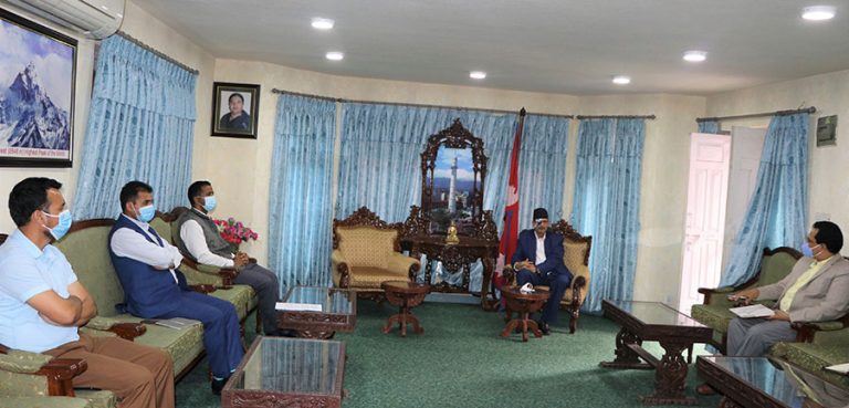 अरनिको राजमार्गमा ११ ठाउँमा ठूलो क्षति, बाटो खुलाउन पहल सुरु