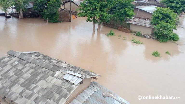 कैलालीका भजनी र जोशीपुरका वस्तीमा बाढी पस्यो, १०० घर परिवार प्रभावित