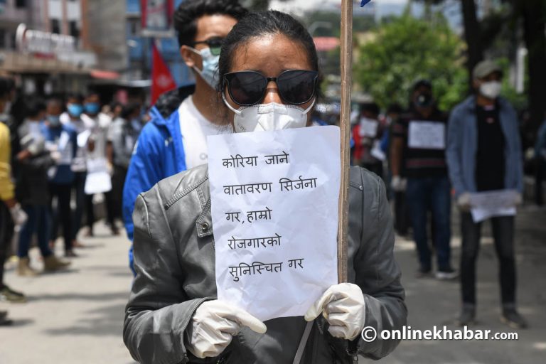 महामारीको भुंग्रोमा कोरियाको रोजगारी