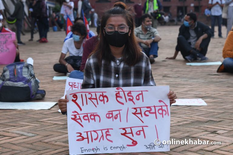सत्यको आग्रह सुन भन्दै वसन्तपुरमा प्रदर्शन (फोटो फिचर)