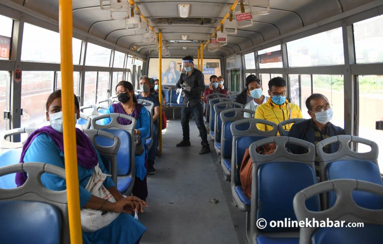 काठमाडौँको सार्वजनिक यातायातमा मास्क अनिवार्य