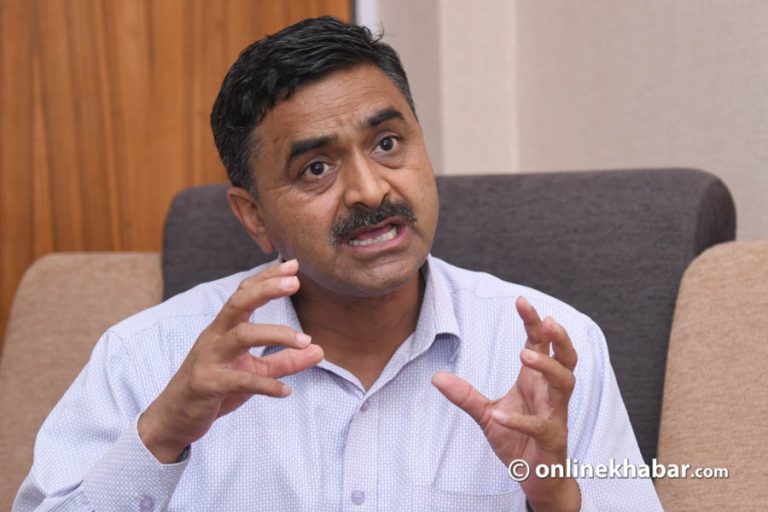 ‘लेनदेनले निकास दिँदैन, केन्द्रीय कमिटीको बैठक चाहियो’