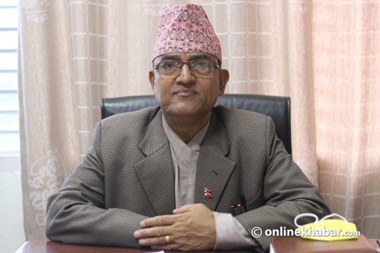 ‘१० मिनेटमा नागरिकता दिने भन्नु विदेशीलाई सजिलो बनाउनु हो’