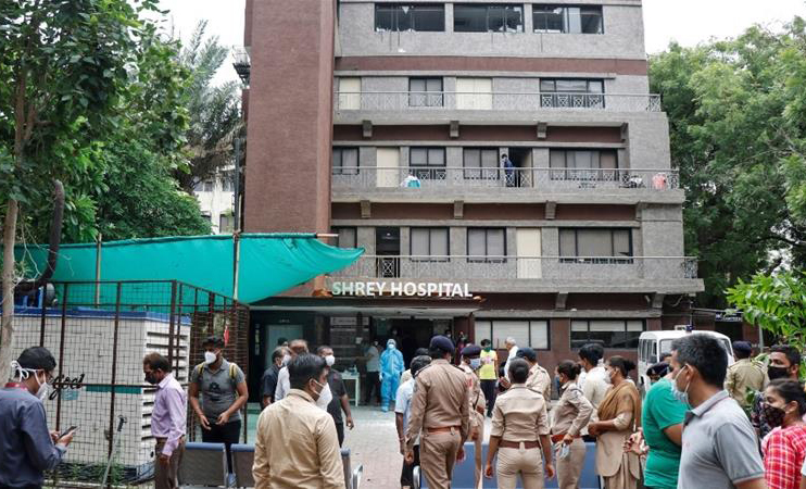 भारतमा अस्पतालको आईसीयू कक्षमा आगलागी हुँदा ८ कोरोना संक्रमितको मृत्यु