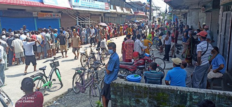 मल नपाएका किसान भन्छन् : कृषिमन्त्रीको भाषणमात्रै राम्रो