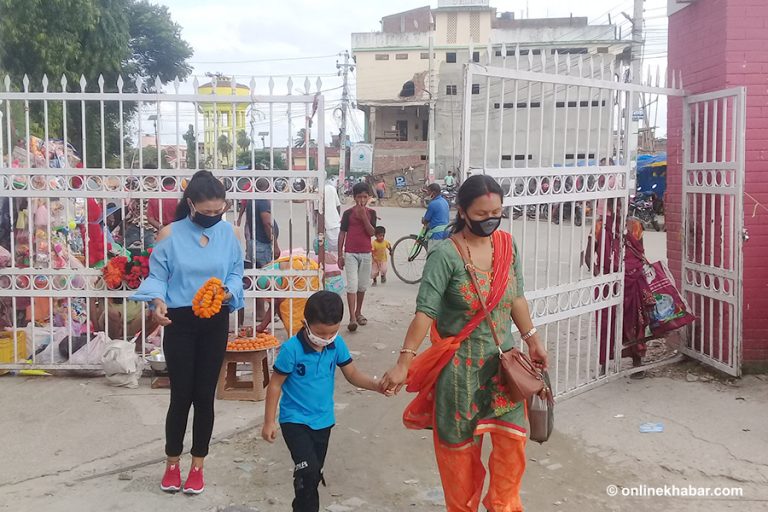 दर्शनार्थीका लागि खोलियो जानकी मन्दिर (फोटो फिचर)