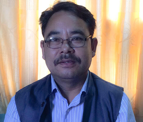 वामदेव पथमा प्रचण्ड !