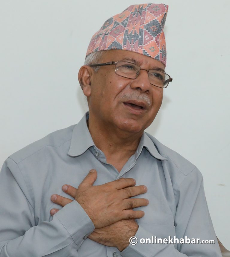 सरकारले गोविन्द केसीको ज्यान बचाउनुपर्छ : माधव नेपाल