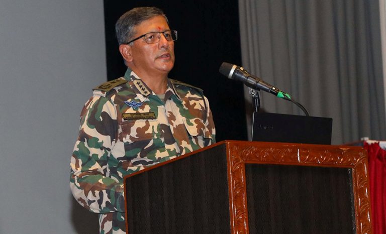 प्रधानसेनापति सम्बोधनको तीन सन्देश