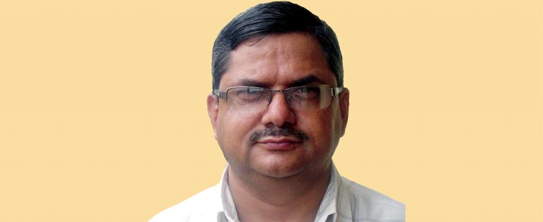 माननीयज्यू ! ९२ वर्षीया वृद्धाले पनि इन्जोय गरेर मुद्दा हालिन् ?
