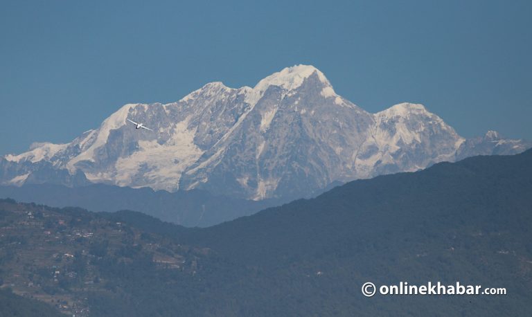 काठमाडौंबाट देखिएको हिमाल (फोटो फिचर)